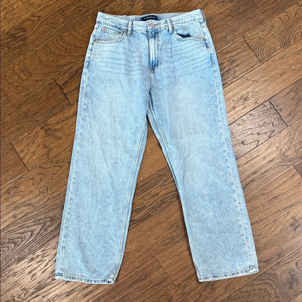 Classic Light Blue women’s Jeans